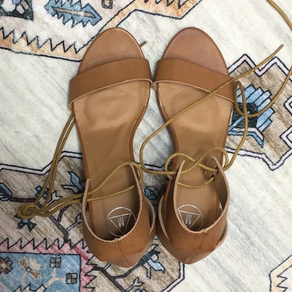 🌵 Missguided Tan Faux Leather Ankle Tie Laces Block Heel Sandals Sz.8 - Picture 2 of 8